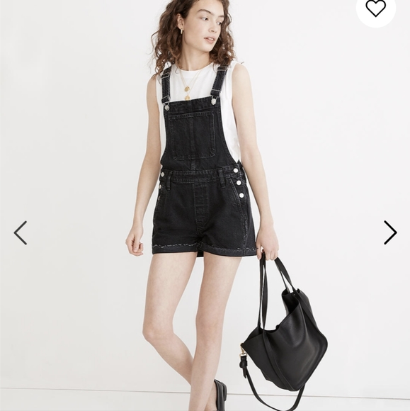 NWOT Madewell Short Overalls in Lunar Wash
